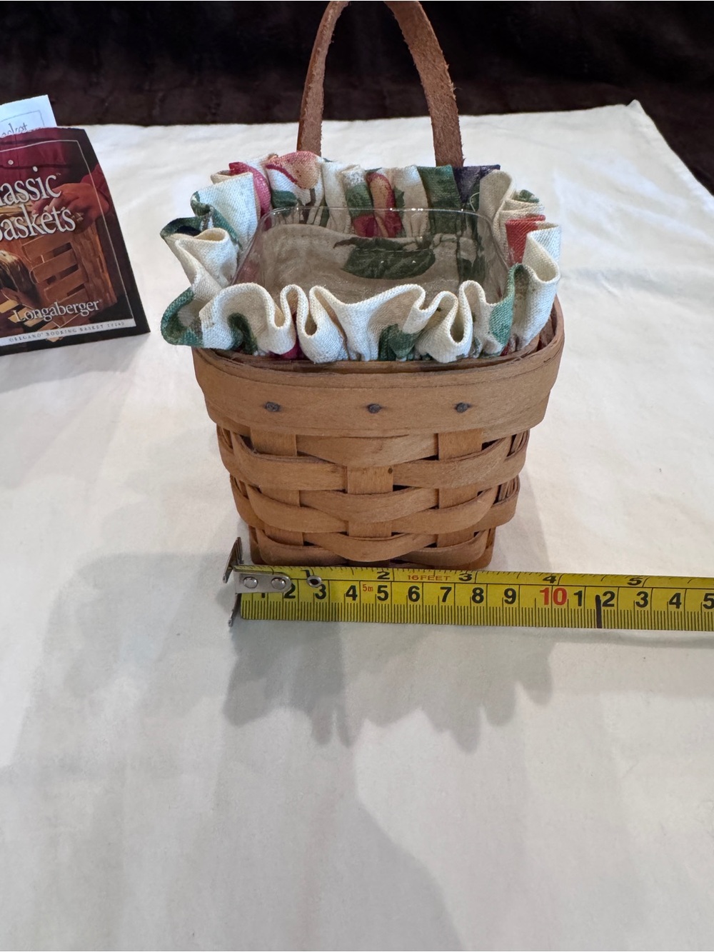 Longaberger Brown Woven Basket with Floral Ruffled Liner - Picture 6 of 8